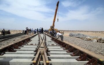 شناسایی عوامل حادثه‌خیز ریلی و ارائه راهکارهای ارتقاء ایمنی 
