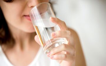 عدم وجود ویروس کرونا در آب آشامیدنی