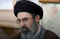 فیلم دیده‌نشده از سیدمجتبی خامنه‌ای در جنگ