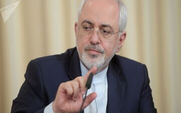 ظریف: آمریکا اجازه ندارد روند تجارت قانونی را مختل کند
