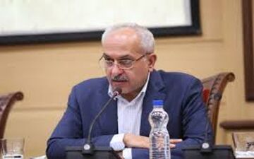 فرار مالیاتی در کارت‌های بازرگانی نداریم