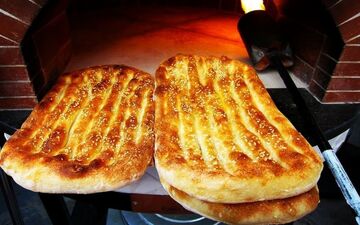 نان بربری خانگی؛ بپزید و لذت ببرید! + طرز تهیه