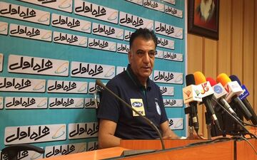 مربی سایپا: ما خوب موقعیت خلق می‌کنیم اما توپ‌هایمان گل نمی‌شود