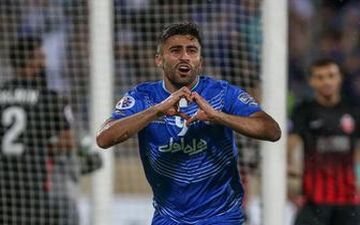 واسطه‌های دو بازیکن پرسپولیس برای استقلال پیغام فرستادند 