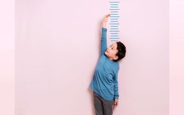 با این خوراکی ها کودک شما قد بلند می شود 