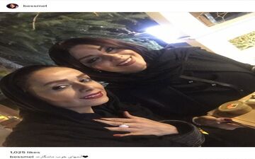 سلفی منصوره بسمل به همراه دوستش در یک کافه رستوران (عکس)