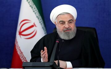 روحانی:تلاش می‌کنیم واکسن داخلی و یا خارجی کرونا را به مردم برسانیم 