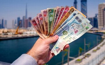 بازار ارز افزایشی ماند/ رشد قیمت درهم امارات و ریال عمان