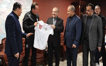 مسئول حقوقی و قراردادهای فدراسیون فوتبال: پرونده ویلموتس متهمی ندارد
