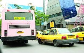 مخالفت فرمانداری با افزایش بیش از 12.5 درصد نرخ کرایه تاکسی‌ها