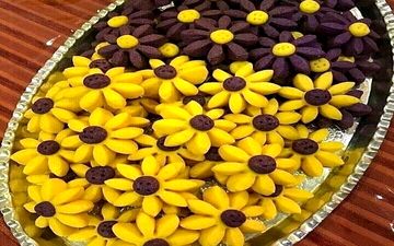 طرز تهیه شیرینی گل مینا| عالیه!