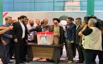 فوری| حضور سیدمحمد خاتمی در انتخابات ریاست جمهوری
