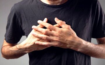 عوارض نخوردن آب کافی و یه خطر جدید