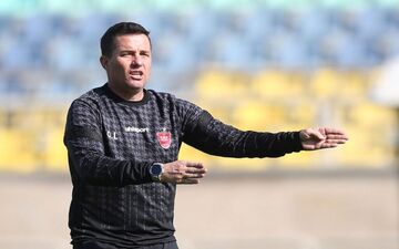 حرف‌های قاطع 'مربی موقت' پرسپولیس در رختکن!
