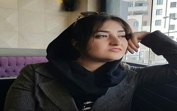 با واژه‌ها چاقو می‌ساختیم
