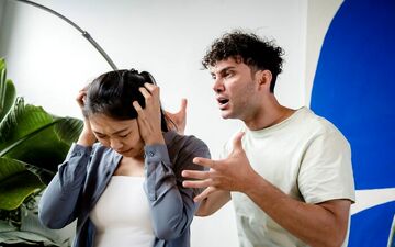 مردی که به یک دلیل عجیب رابطه جنسی با همسرش را متوقف کرد 
