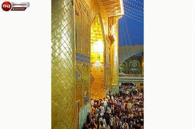 حرم امام علی (ع) در شب میلاد + عکس