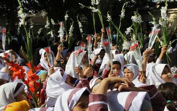 مدارس تهران یکشنبه ۱۰ دی ۹۶ تعطیل شد