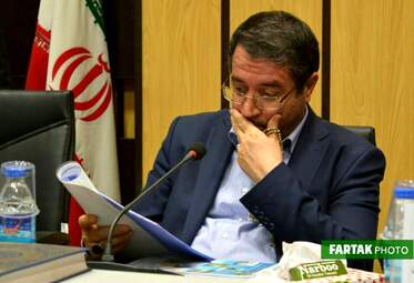 جلسه کارگروه توسعه صادرات غیر نفتی با حضور وزیر صمت، استاندار و جمعی از مدیران استان