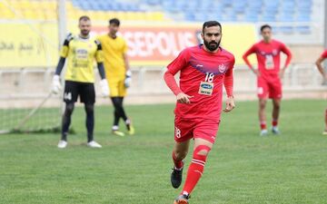 انصاری و ربیع خواه در لیست مازاد پرسپولیس قرار ندارند