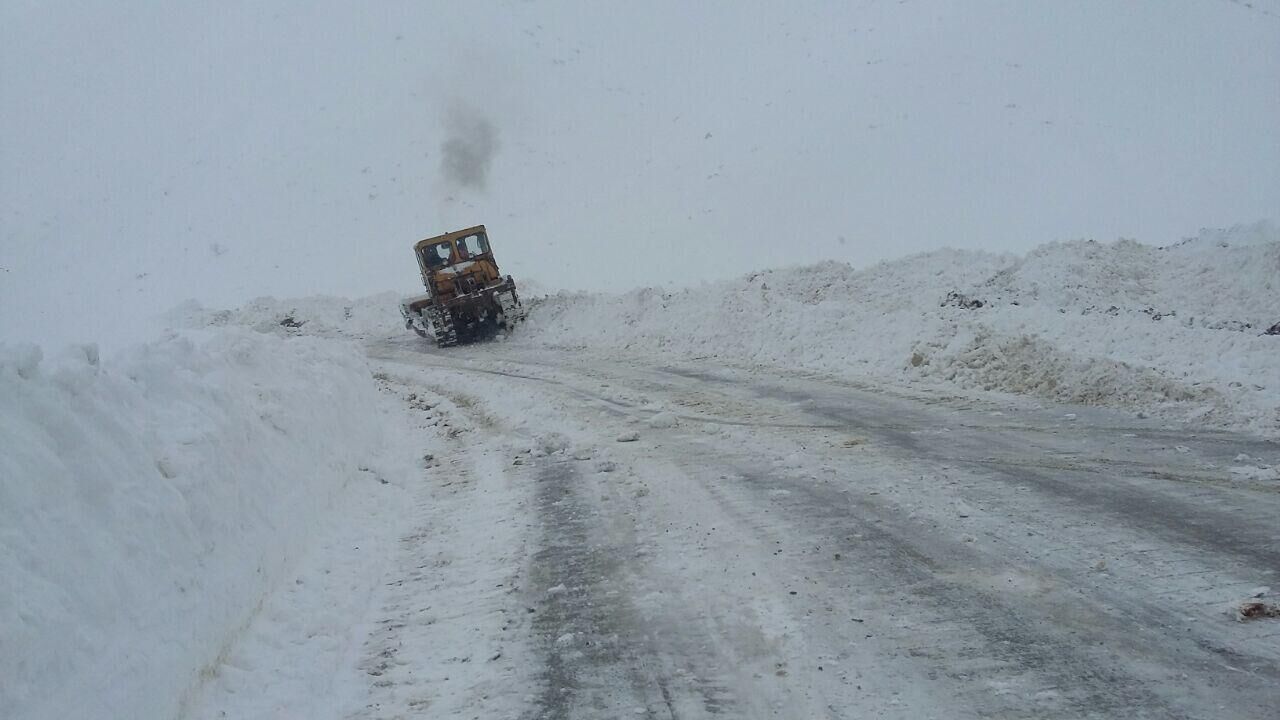 تردد در محورهای کوهستانی خراسان‌شمالی با زنجیر چرخ میسر است