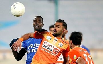 مدافع سایپا: پرسپولیس و سپاهان شانس اول و دوم قهرمانی هستند