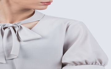 شومیز یقه گره ای مجلسی: ۴۰ طرح زیبا و خاص برای سال ۱۴۰۲