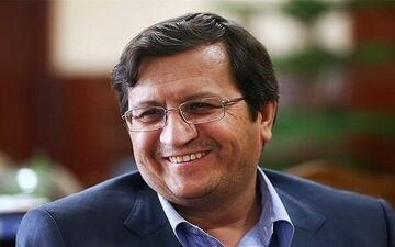 همتی: تحریم مجدد بانک مرکزی نشان داد دست آمریکا تا چه حد خالی است