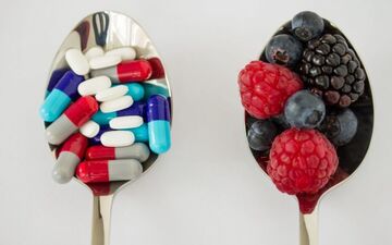 ۷ حالت خطرناک تداخل غذا-دارو را بیشتر بشناسید