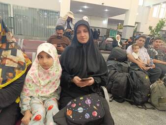 عشق حسینی از کودکی؛ تصاویر ماندگار زائران خردسال در مرز خسروی