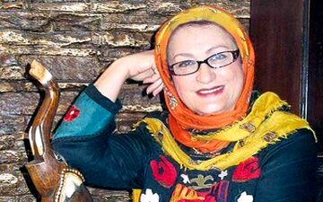  خانم بازیگر: من نود سالم است و دوست دارم آرایش کنم