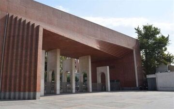 ارسال پیامک ممنوع الورود بودن به برخی از دانشجویان شریف 