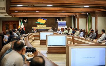 آنفلوانزای فوق‌حاد پرندگان در انزلی؛ نشست آموزشی کنترل و مهار برگزار شد