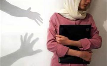 نقشه شیطانی پسرتبهکار برای زن مطلقه