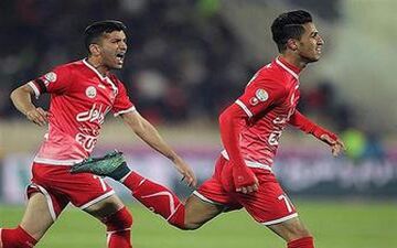  مهندس پرسپولیس با خط‌کش پاس می‌دهد