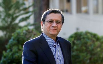 
همتی: قول می‌دهم ثبات اقتصادی را فراهم کنیم
