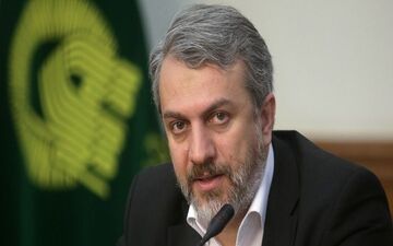 توضیحات وزیر صمت در مورد دلایل افزایش قیمت خودرو/ سال آینده قیمت تمام شده خودرو کاهش می یابد
