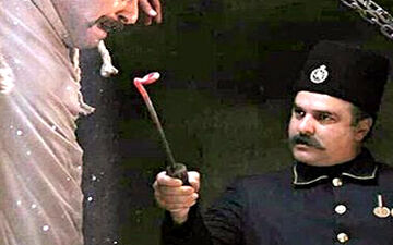 واکنش شکنجه‌گر شازده در سریال بانوی عمارت به ناسزاهای مردم +فیلم 