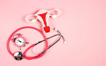 کاهش علائم یائسگی با راهکارهای طب سنتی