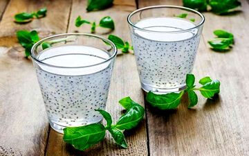 تخم شربتی،یک نوشیدنی سنتی برای لاغری و انتقال کلسیم به استخوان ها 