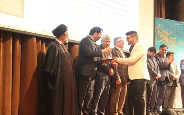 دانشجوی فداکار درگذشت