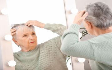 ریزش مو در یائسگی؛ مشکل پنهان اما شایع زنان
