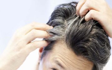 بهترین روش خانگی برای جلوگیری از سفید شدن موها