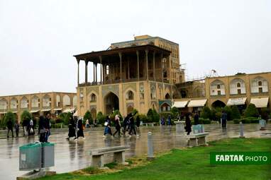 میدان نقش جهان اصفهان- باران