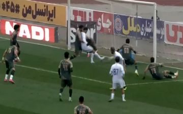 گل اول استقلال به شمس آذر توسط آزادی + ویدئو