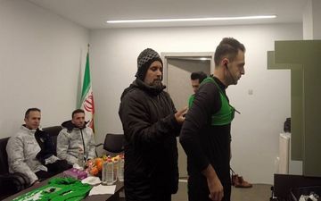 مجوز فیفا برای استفاده از دوربین روی لباس داور پرسپولیس و سپاهان