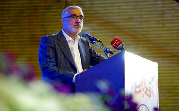 پیگیری مطالبات داروخانه‌ها از بیمه‌ها و سازمان هدفمندی یارانه‌ها