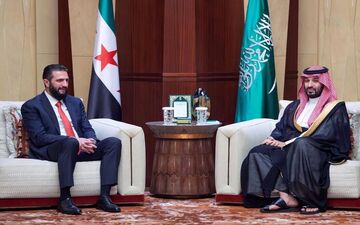 گفت‌وگوی الشرع با بن‌سلمان درباره تحولات منطقه و روابط دوجانبه