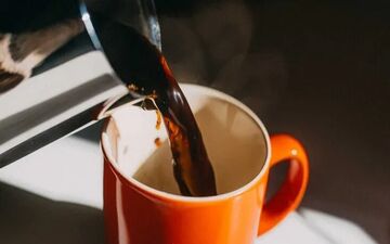 یک جنبه منفی درباره نوشیدن قهوه