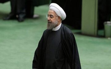 سوال از روحانی با ۱۳۰ امضا تقدیم هیئت‌رئیسه مجلس شد+ محورهای سوال
